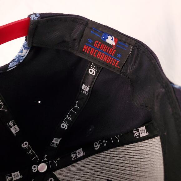 New Era 9Fifty Womens Atlanta Braves Floral Hawaiian MLB Hat Adjustable - Picture 7 of 7